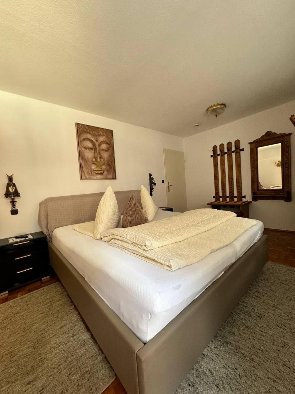 Hotel Zrenners Garni วาล์ดซัสเซน ภายนอก รูปภาพ